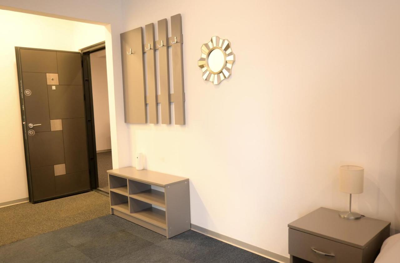 Luana Airport Apartments #4 Otopeni Exterior foto